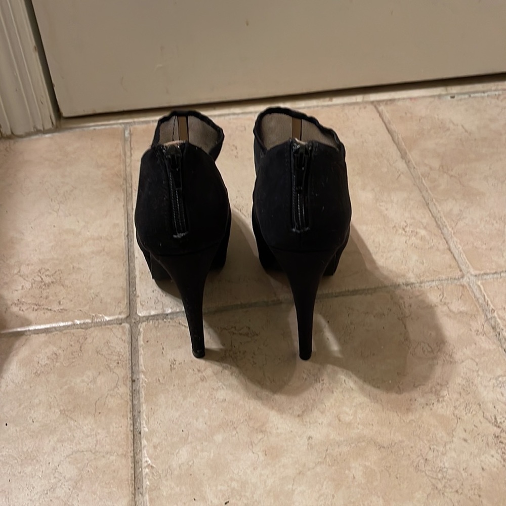 High heels - Picture 2 of 4